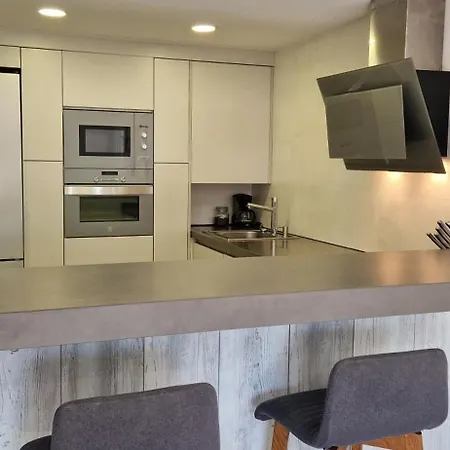 Fantastico En Τορρεμολίνος